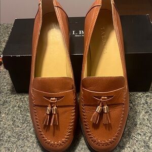 Talbots Womans Tan Leather Tassel Loafers